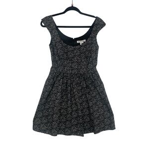 BCBGeneration Women's Black & White Scoop Neck Fit & Flare Mini Dress Size S‎